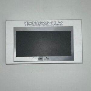 Artis Premier Brush Cleaning Pad w/additional Replacement Cloths Included